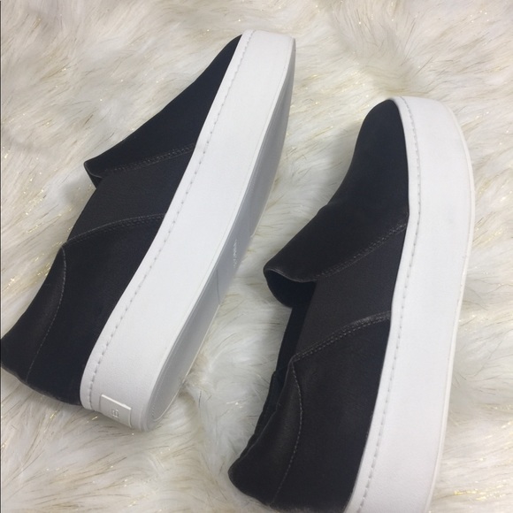 Vince Warren Velvet Slide Platform Sneakers - Picture 2 of 8